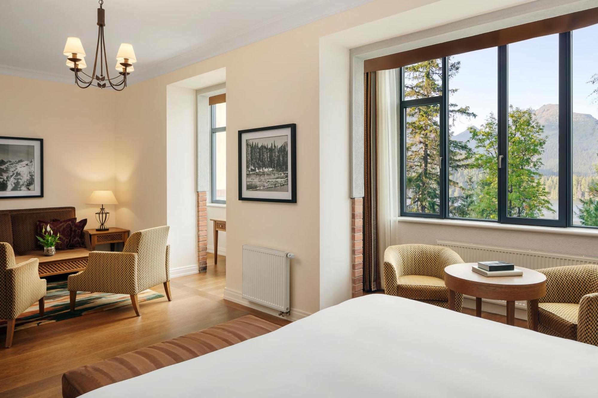 Grand Hotel Kempinski High Tatras Štrbské Pleso Екстериор снимка A room at the hotel