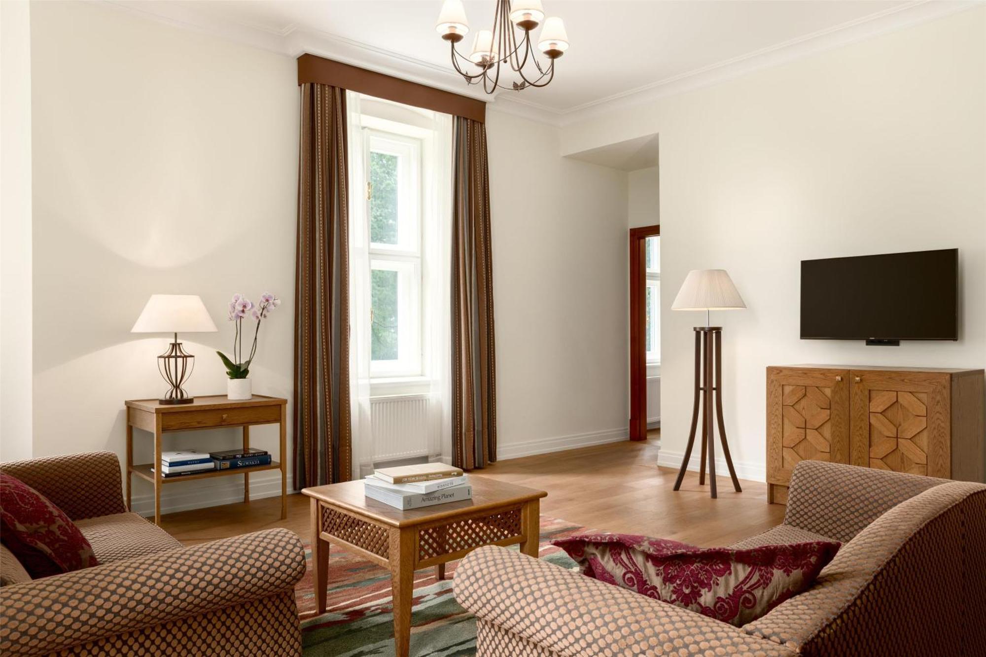 Grand Hotel Kempinski High Tatras Štrbské Pleso Екстериор снимка